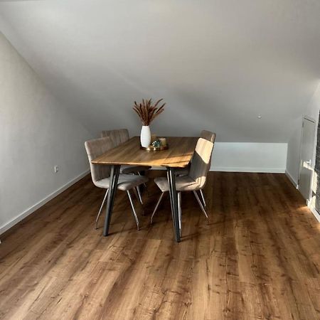 Ferienwohnung Lidu-Jene Айслинген Екстериор снимка