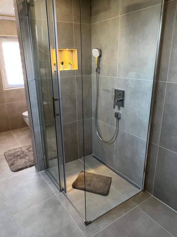 Ferienwohnung Lidu-Jene Айслинген Екстериор снимка